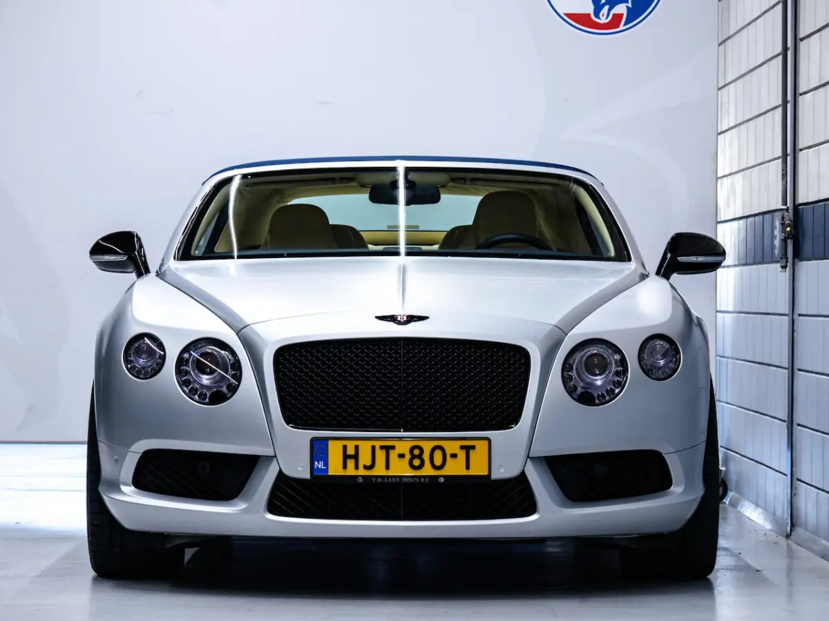 | 4.0 V8