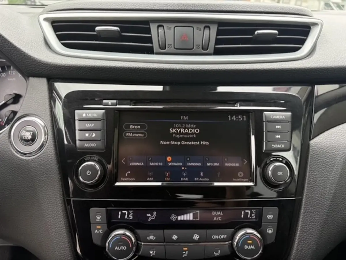 1.3 DIG-T Business Edition | Navi | Camera | Pano | 68.213 km Dealeronderhouden