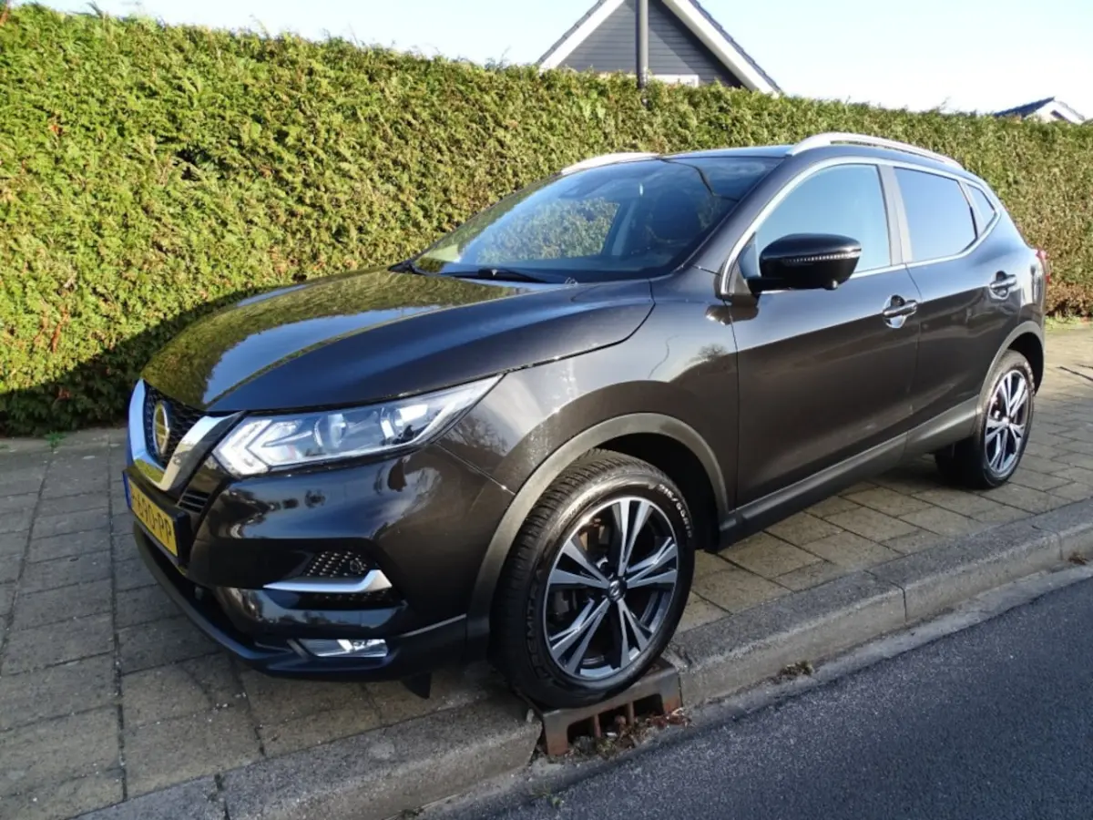 1.2 N-CONNECTA-122192 Km-Cam-Navi-Blth-Media-Clima-Pdc