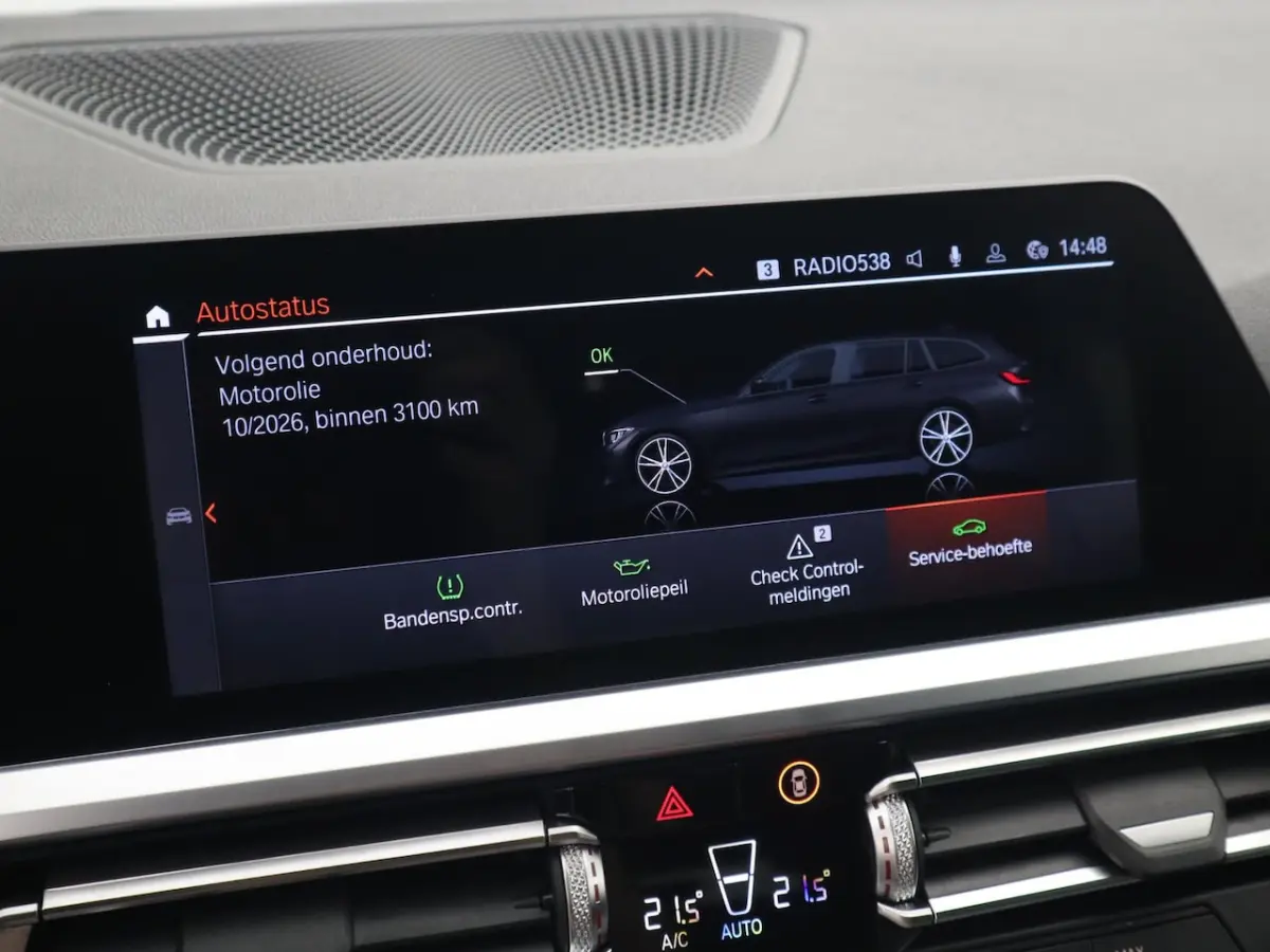 318i Executive Edition M-SPORT / BLACK OPTIC / CARPLAY / FULL LED / NAVI / VIRTUAL / NAVI