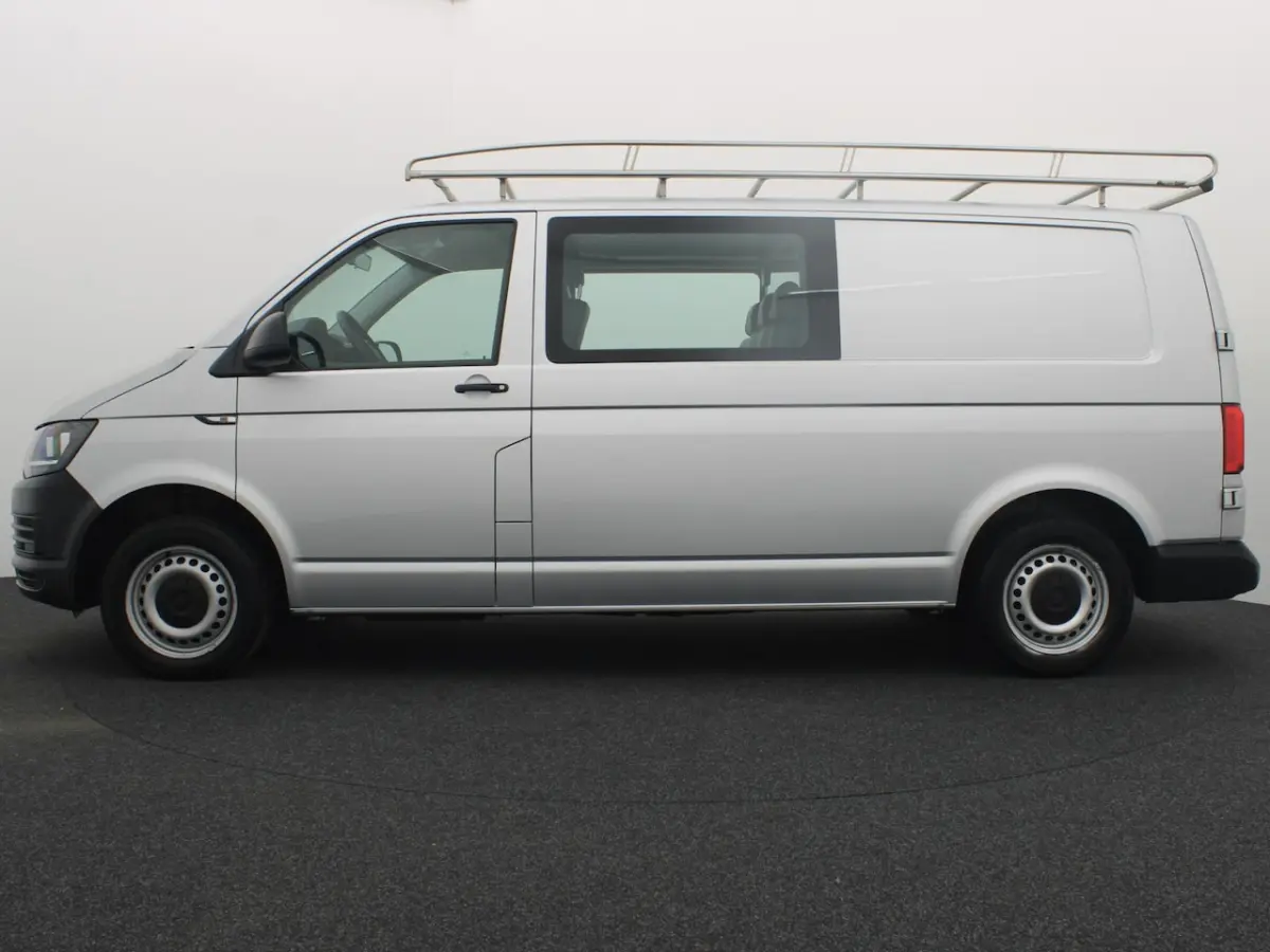 2.0 TDI L2H1 DC 6 PERS / TREKHAAK / 1STE EIG / DEALER OH / LEDER / AIRCO / BLUETOOTH / CRU