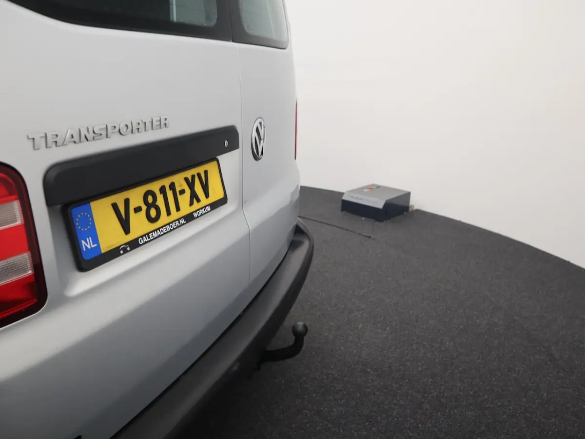2.0 TDI L2H1 DC 6 PERS / TREKHAAK / 1STE EIG / DEALER OH / LEDER / AIRCO / BLUETOOTH / CRU