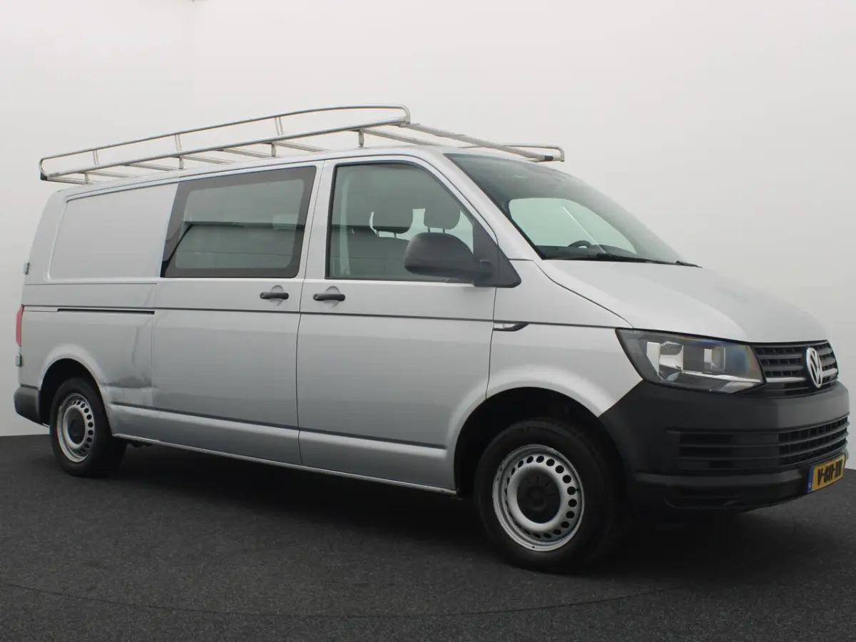 2.0 TDI L2H1 DC 6 PERS / TREKHAAK / 1STE EIG / DEALER OH / LEDER / AIRCO / BLUETOOTH / CRU