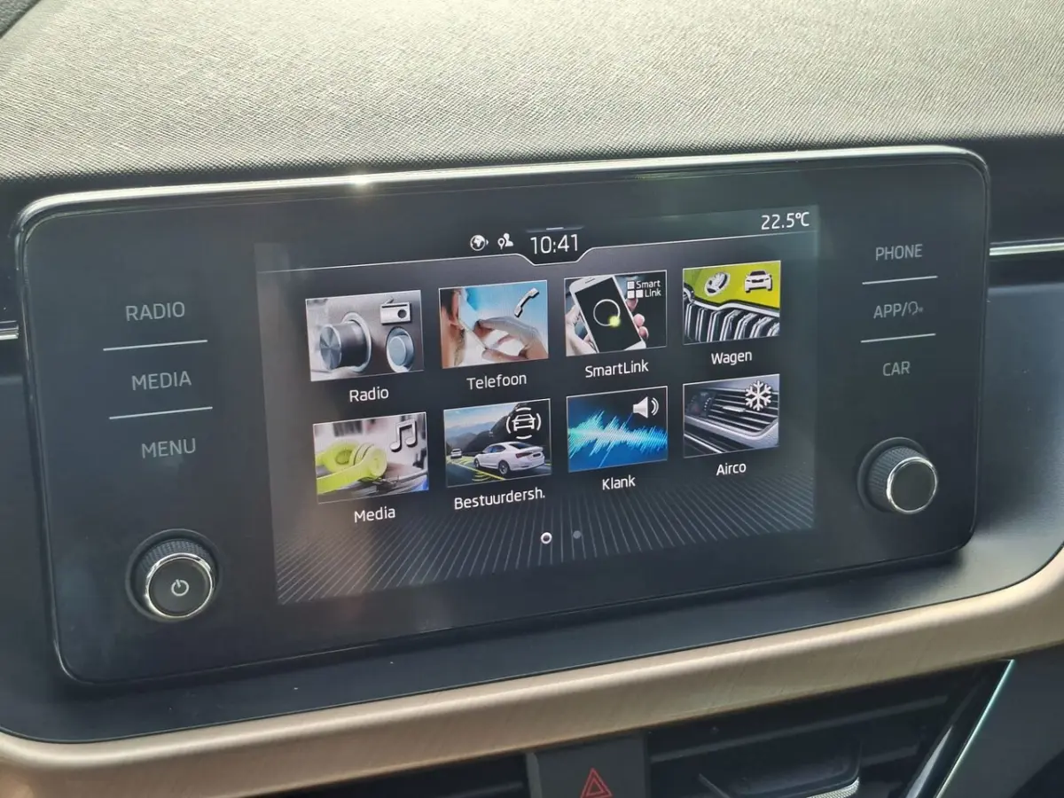 1.5 TSI ACT Business Edition 150 pk / camera / app