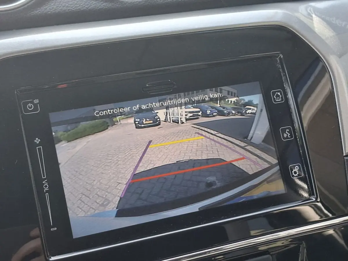 1.6 Comfort navigatie / camera /