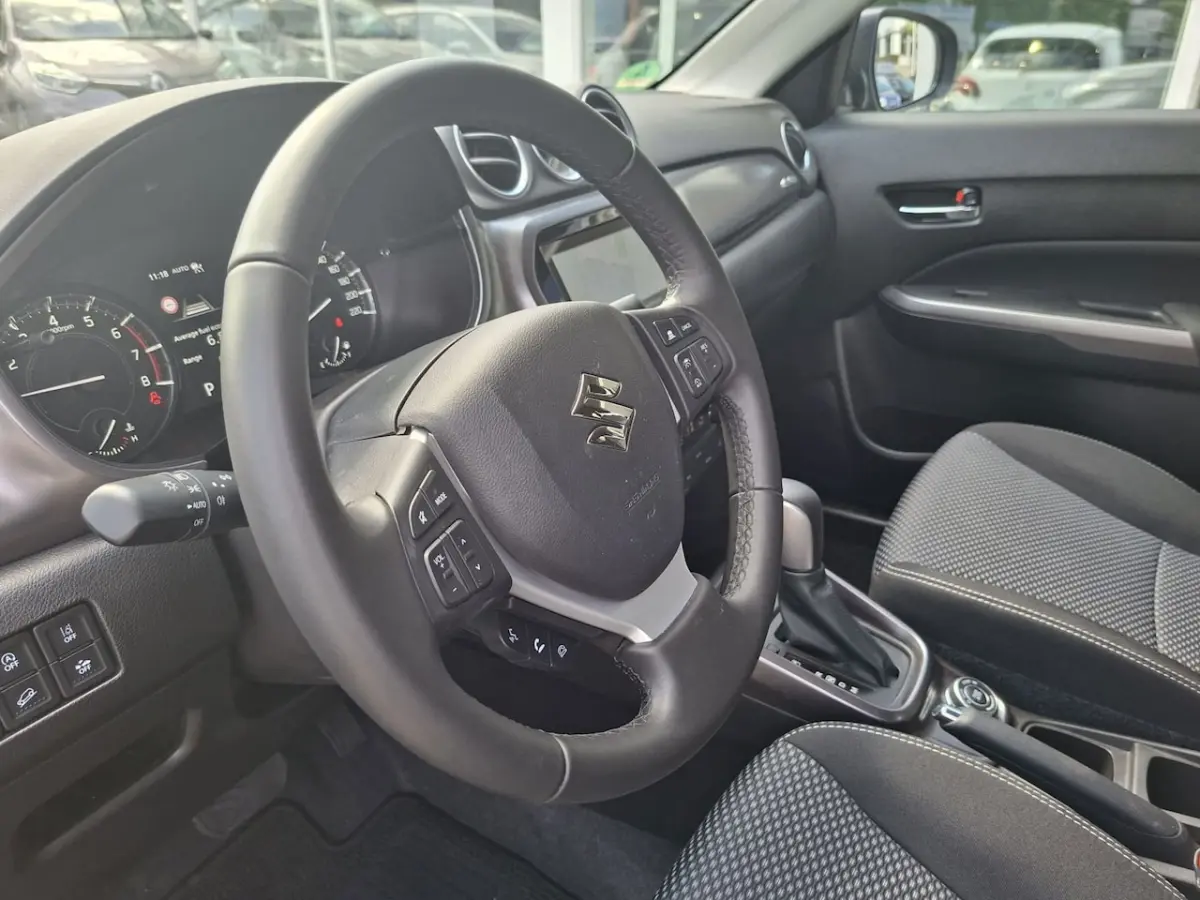 1.4 Boosterjet Smart Hybrid AllGrip Select / trekhaak / navigatie / camera