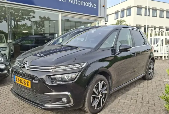 1.2 PureTech Shine panoramadak / navigatie / automaat / app