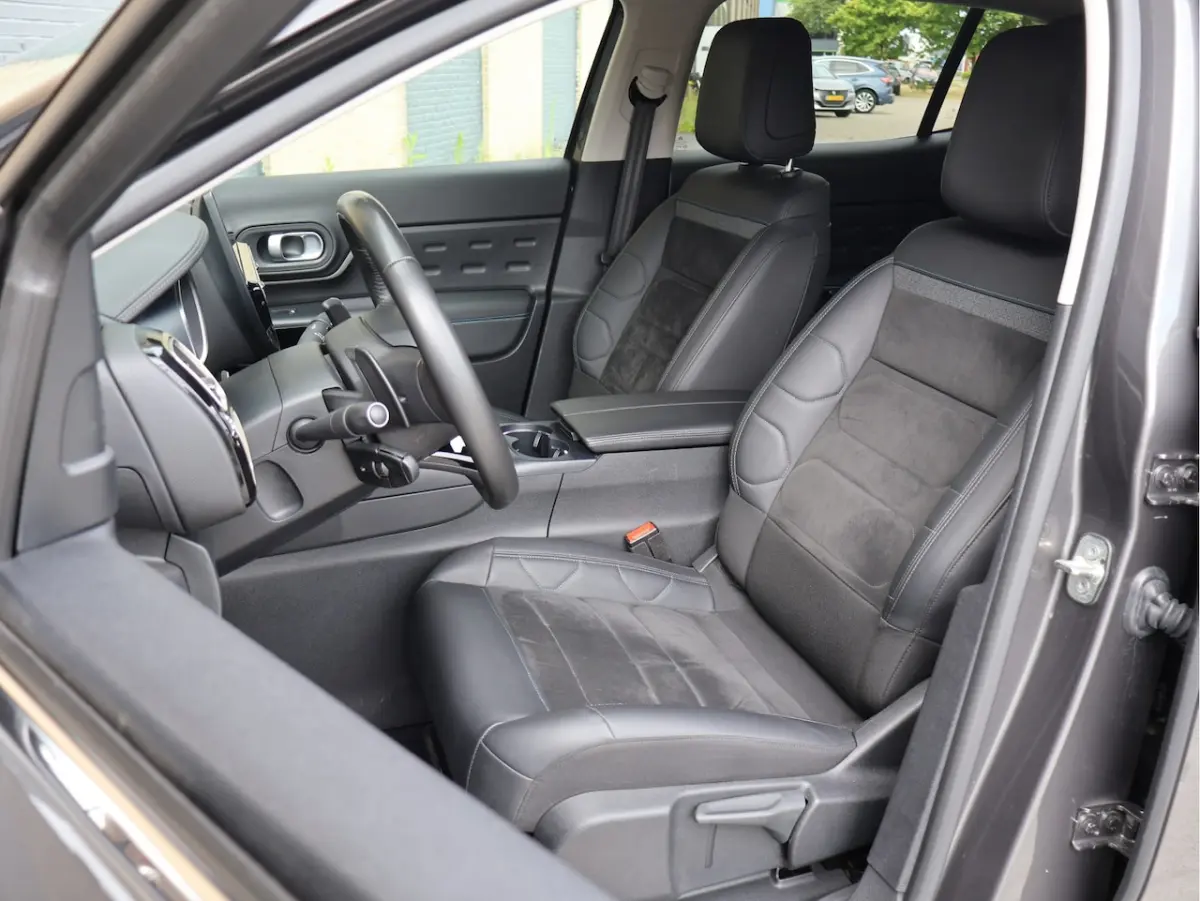 1.6 Plug-in Hybrid 225 Business Plus | Carplay | ACC | Rondomzicht camera |