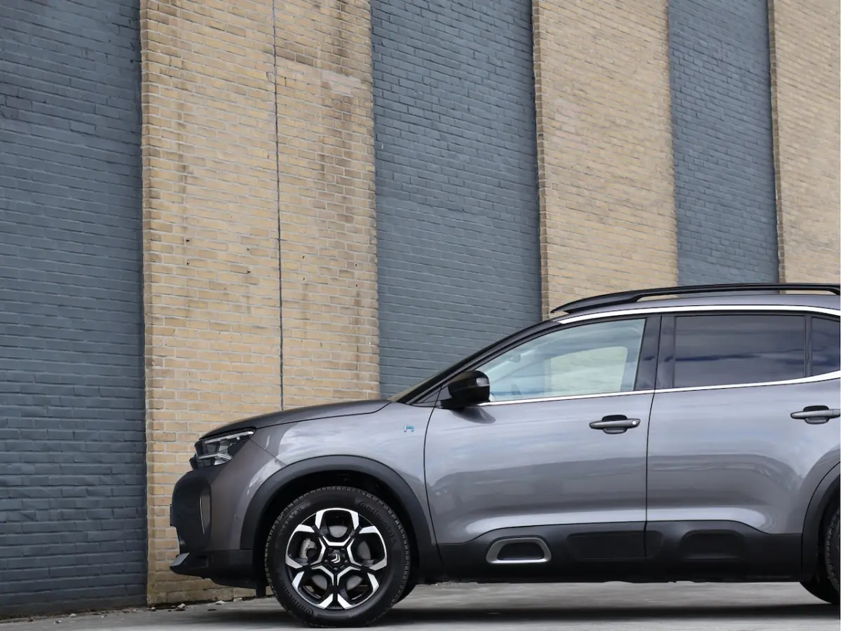 1.6 Plug-in Hybrid 225 Business Plus | Carplay | ACC | Rondomzicht camera |