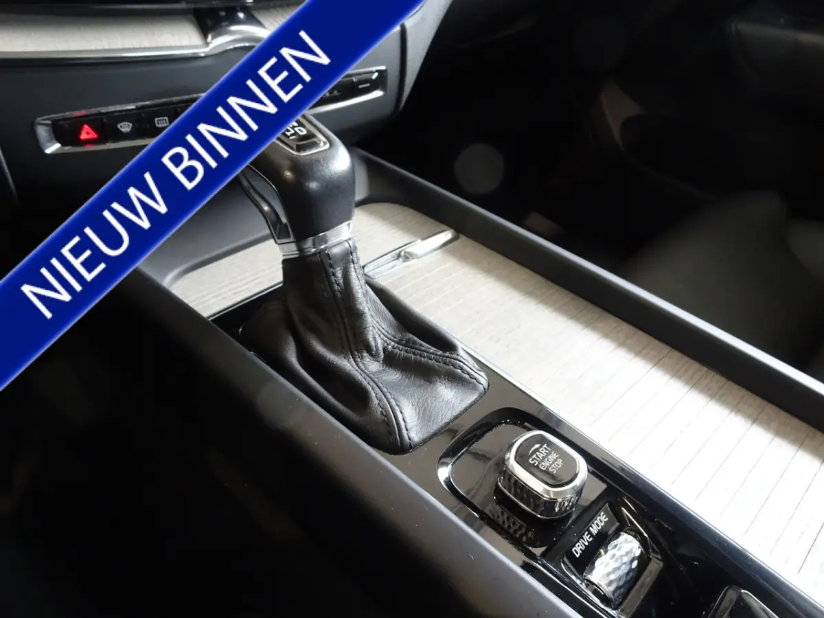 2.0 T5 AWD Momentum