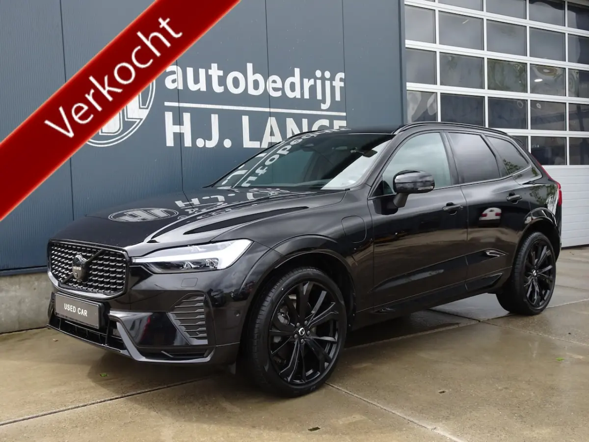 2.0 T8 Plug-in hybrid AWD Plus Black Edition