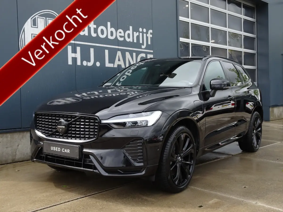 2.0 T8 Plug-in hybrid AWD Plus Black Edition