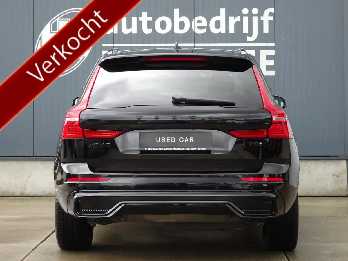2.0 T8 Plug-in hybrid AWD Plus Black Edition
