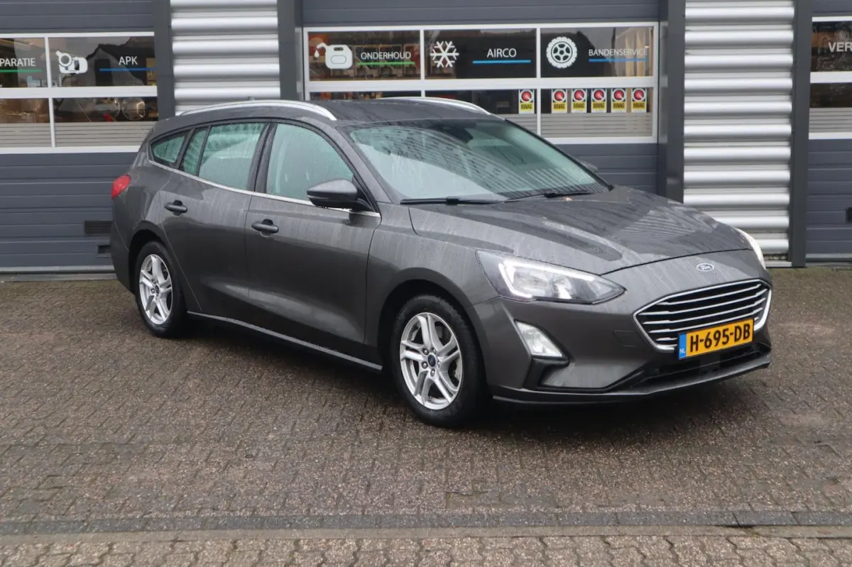1.0 EcoBoost Trend Edition Business