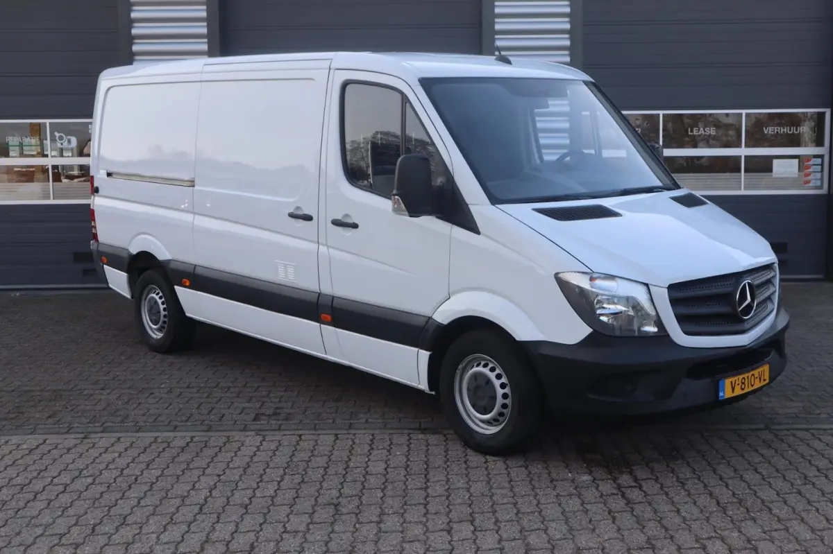 313 2.2 CDI 366