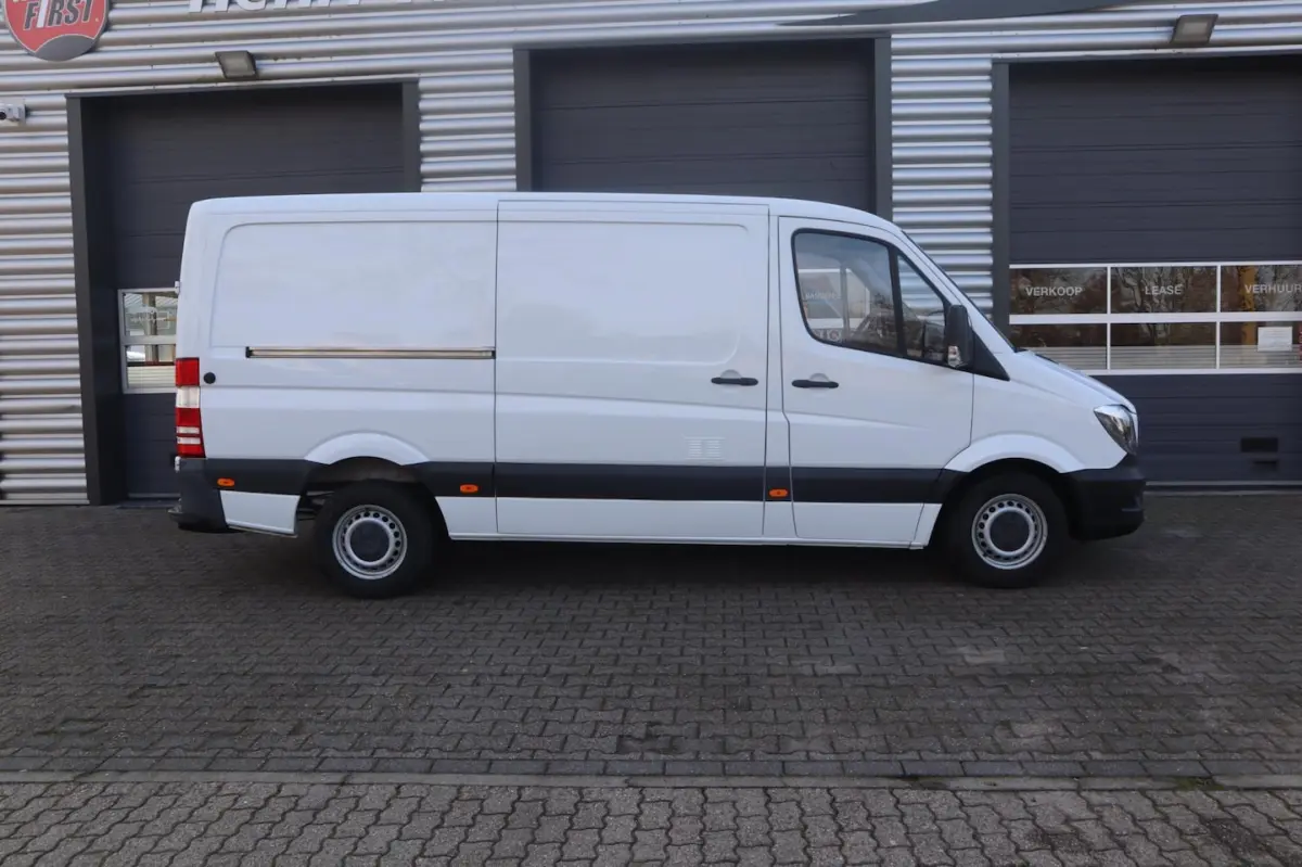 313 2.2 CDI 366