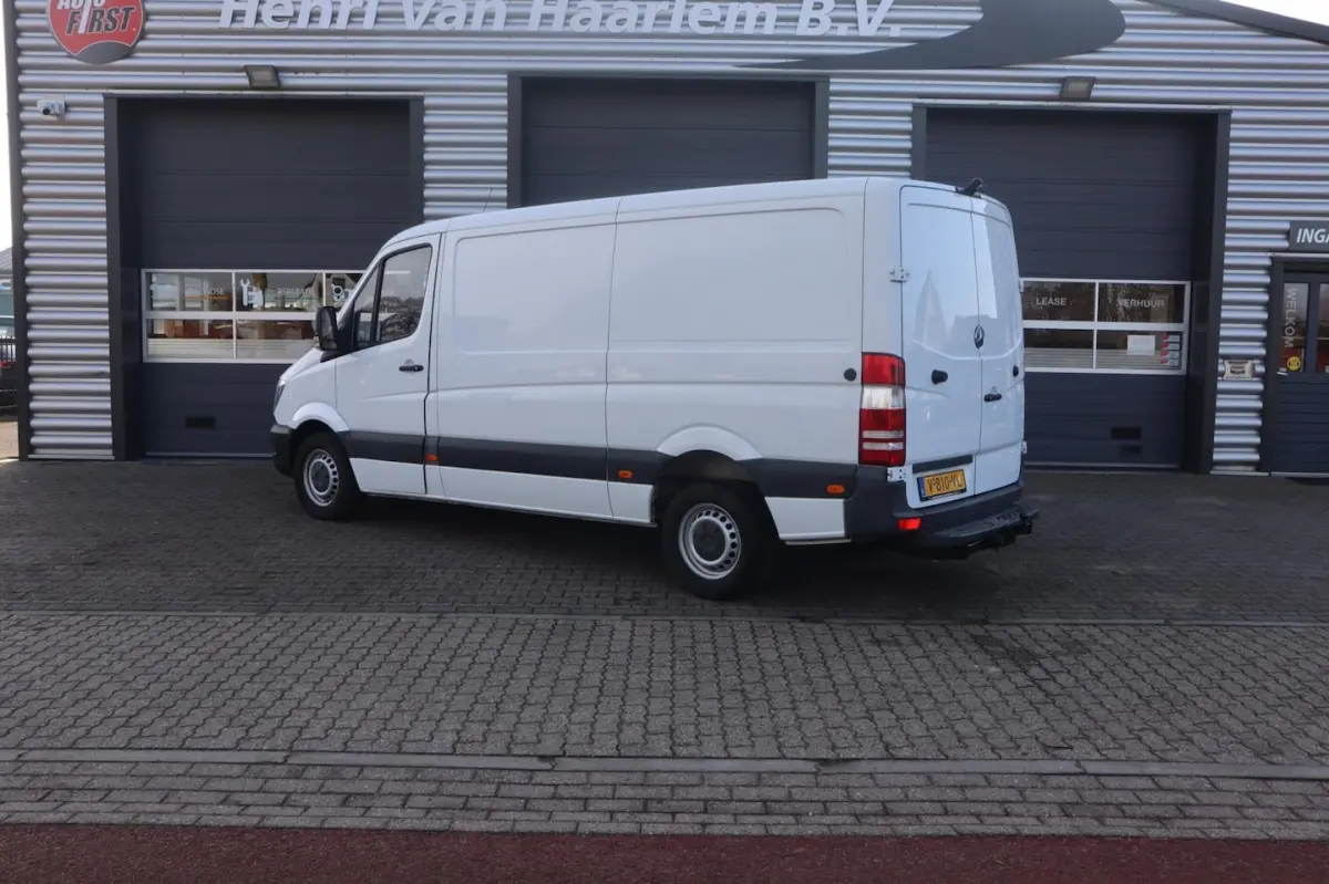 313 2.2 CDI 366