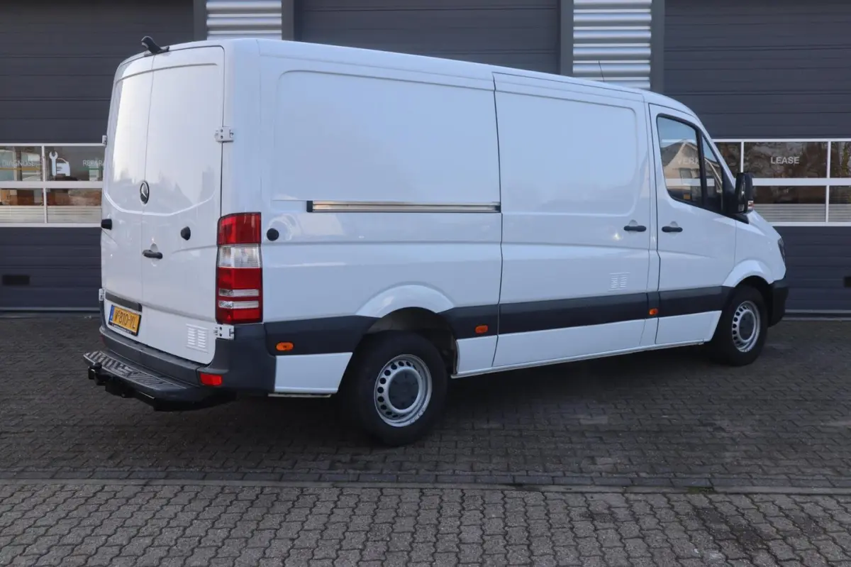 313 2.2 CDI 366