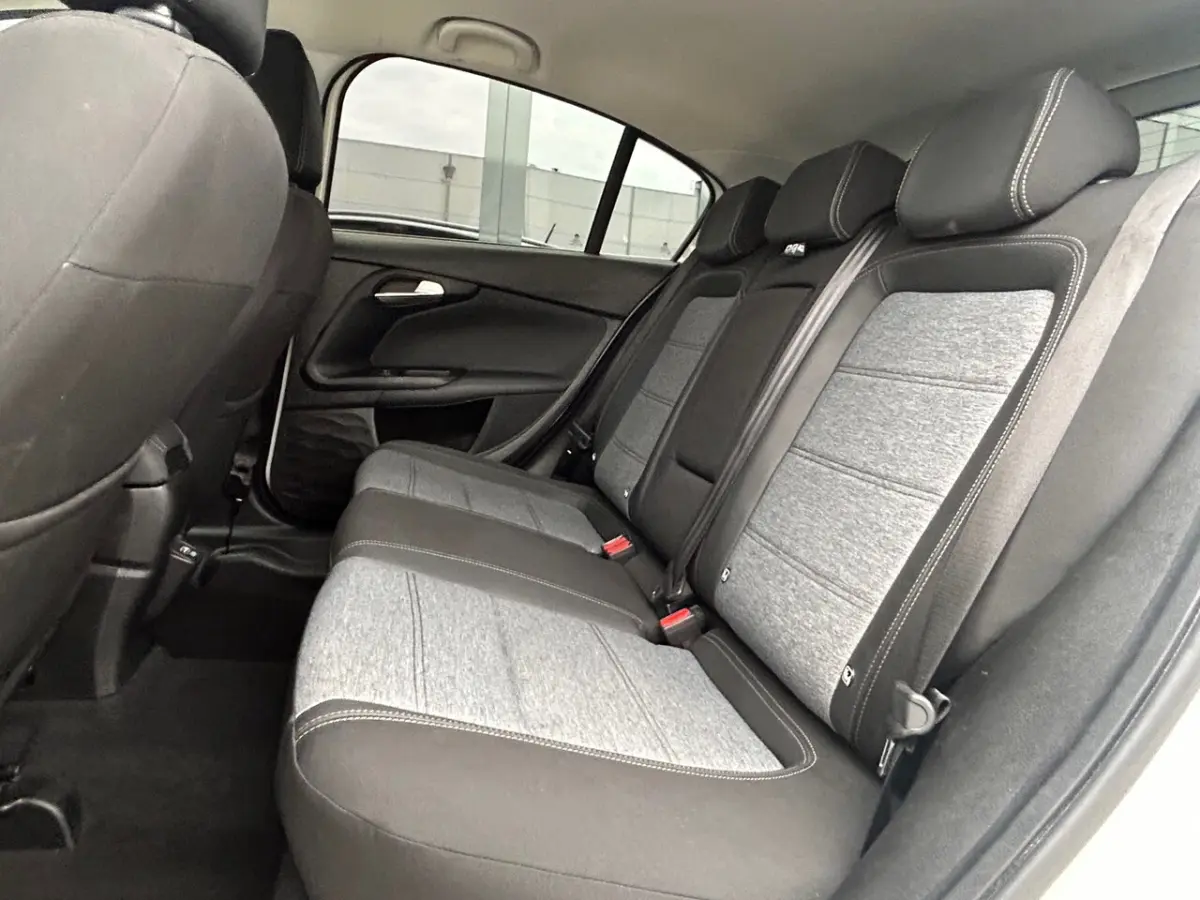 1.0 Life Camera|Applecarplay|Cruisecontrol|Stoelverwarming|Navi
