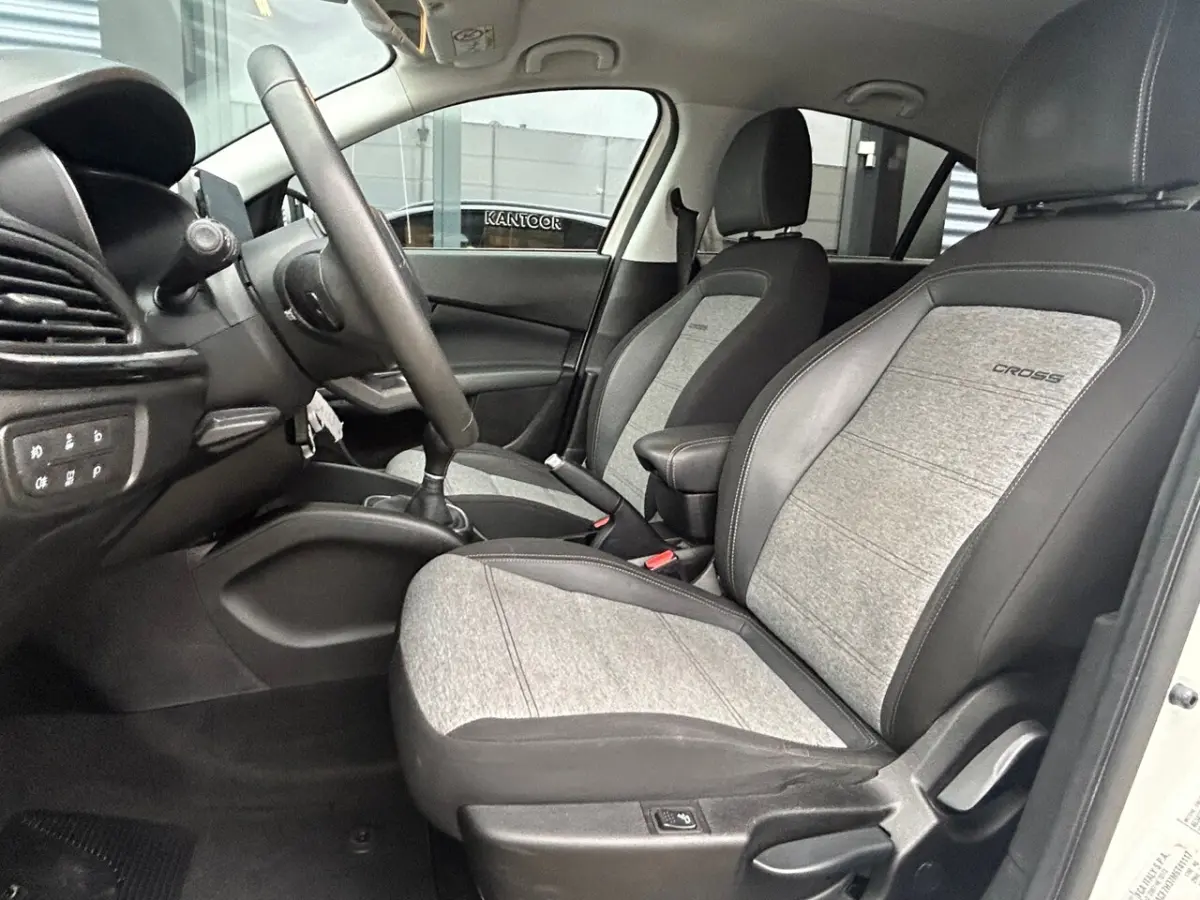 1.0 Life Camera|Applecarplay|Cruisecontrol|Stoelverwarming|Navi
