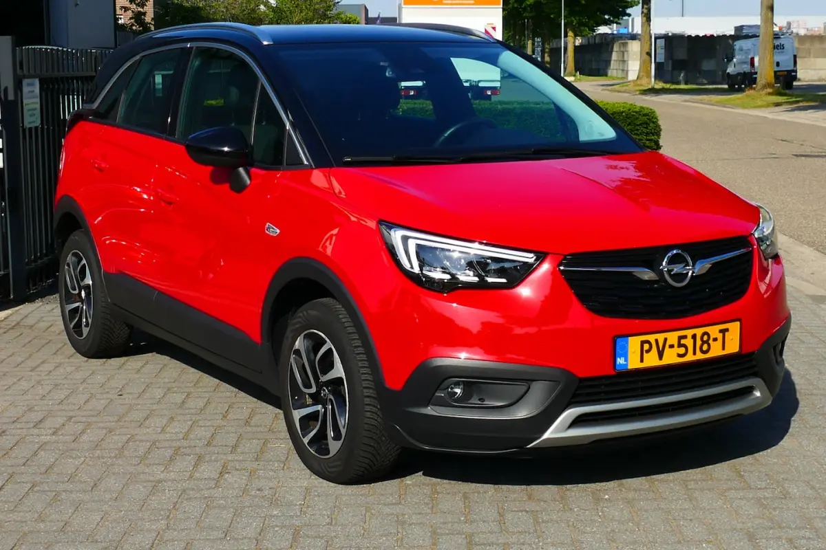 1.2 110pk Turbo Innovation Bi-Tone, Navi, Clima, Cruise, Stoel&StuurVerw, 16"LMV