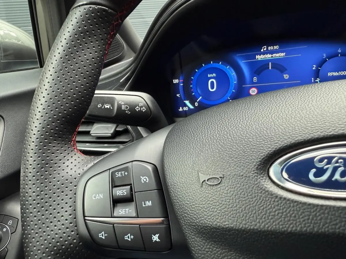 1.0 EcoBoost Hybrid ST-Line Automaat 125 Pk Navi/LED/Cruise/Climate/PDC/Carplay/Stoelverwa