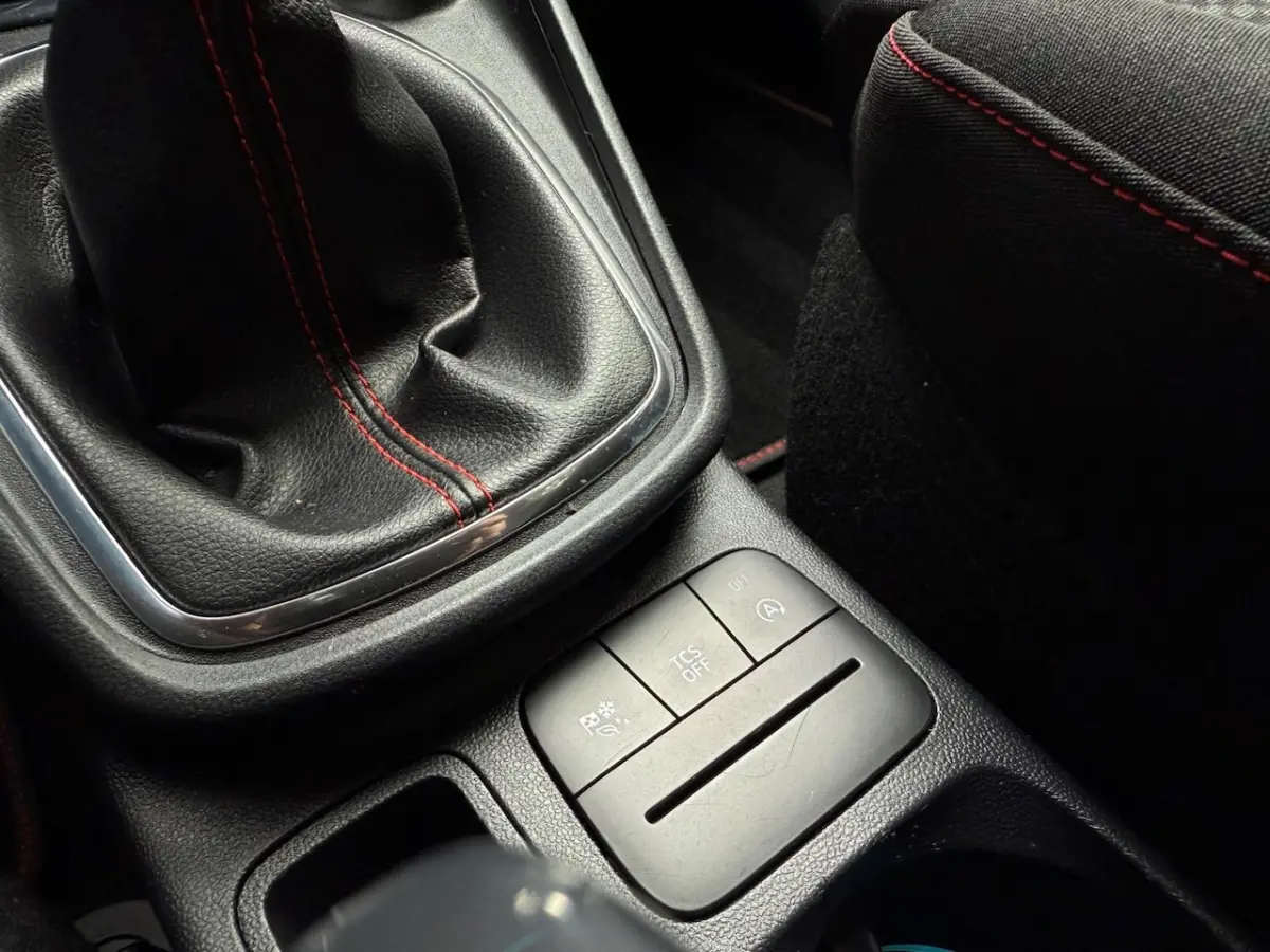 1.0 EcoBoost Hybrid ST-Line 125 Pk BTW Navi/LED/Cruise/Climate/PDC/Carplay/Stoelverwarming