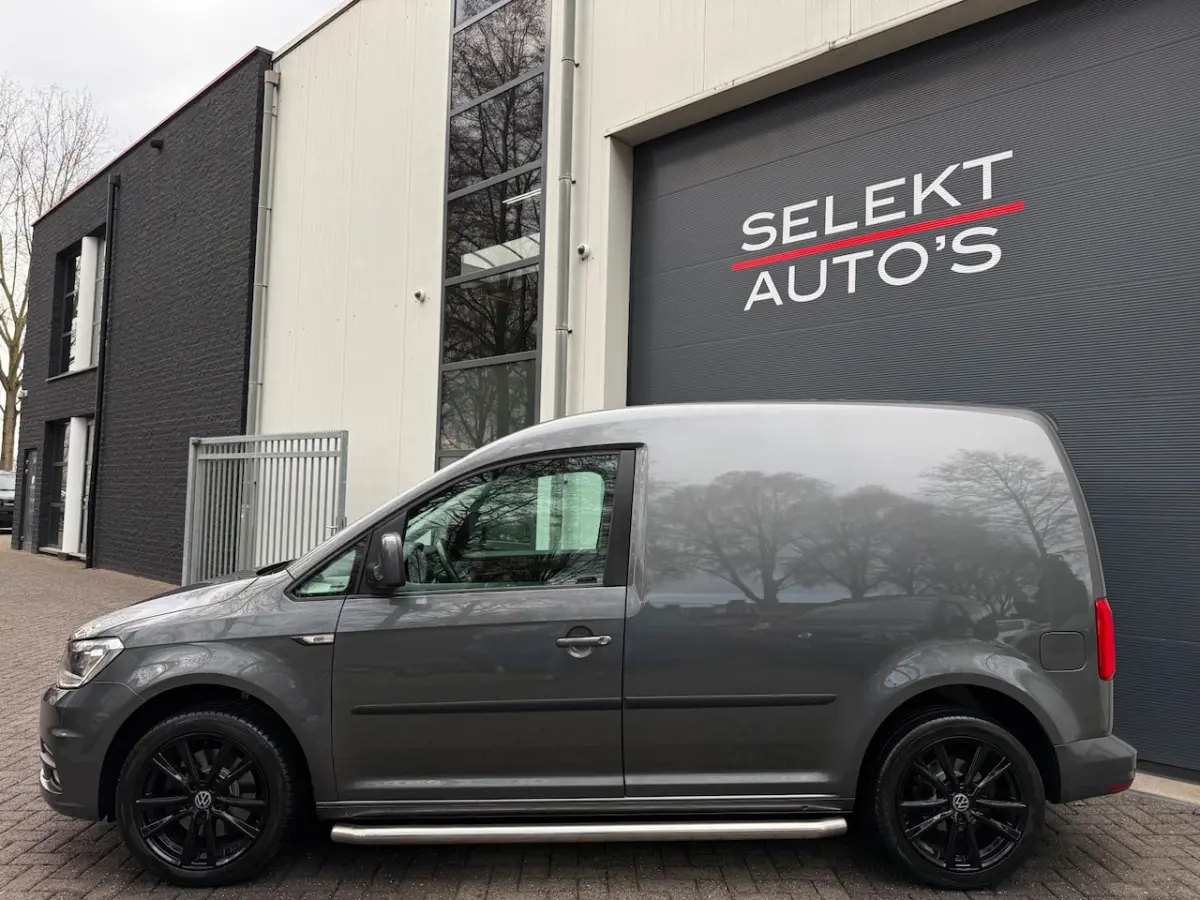 2.0 TDI BMT Highline DSG NAP Airco/Xenon/LED/Leder/Cruise/Trekhaak/Camera/Bluetooth/Car Pl