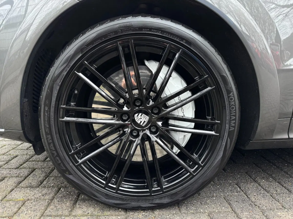 3.0 E-Hybrid NAP Pano/Luchtvering/360/ACC/Alcantara/22 Inch/Trekhaak/Lasershield/Blue Eye/