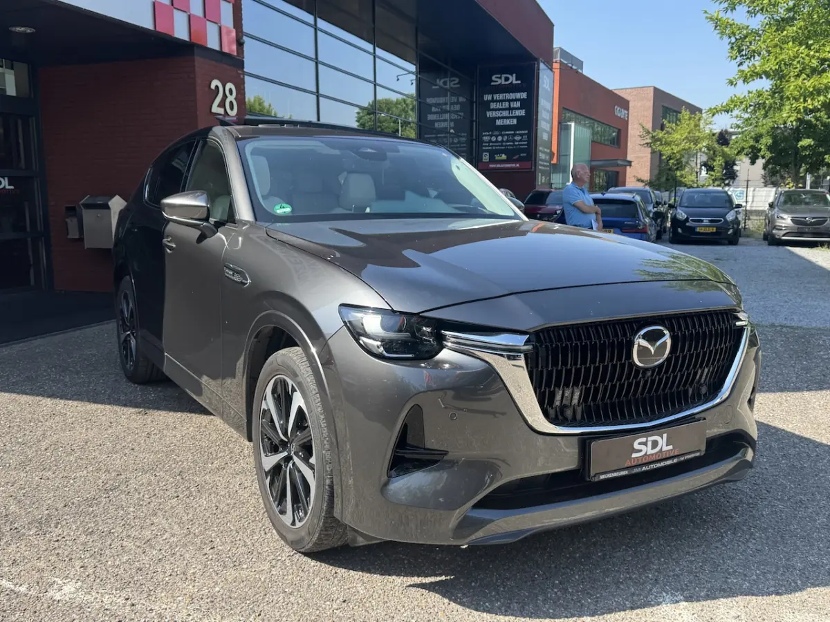 2.5 e-SkyActiv PHEV Takumi FAB. GARANTIE TOT 13/10/2028 // SCHUIF-KANTELDAK // ELEK.KLEP /