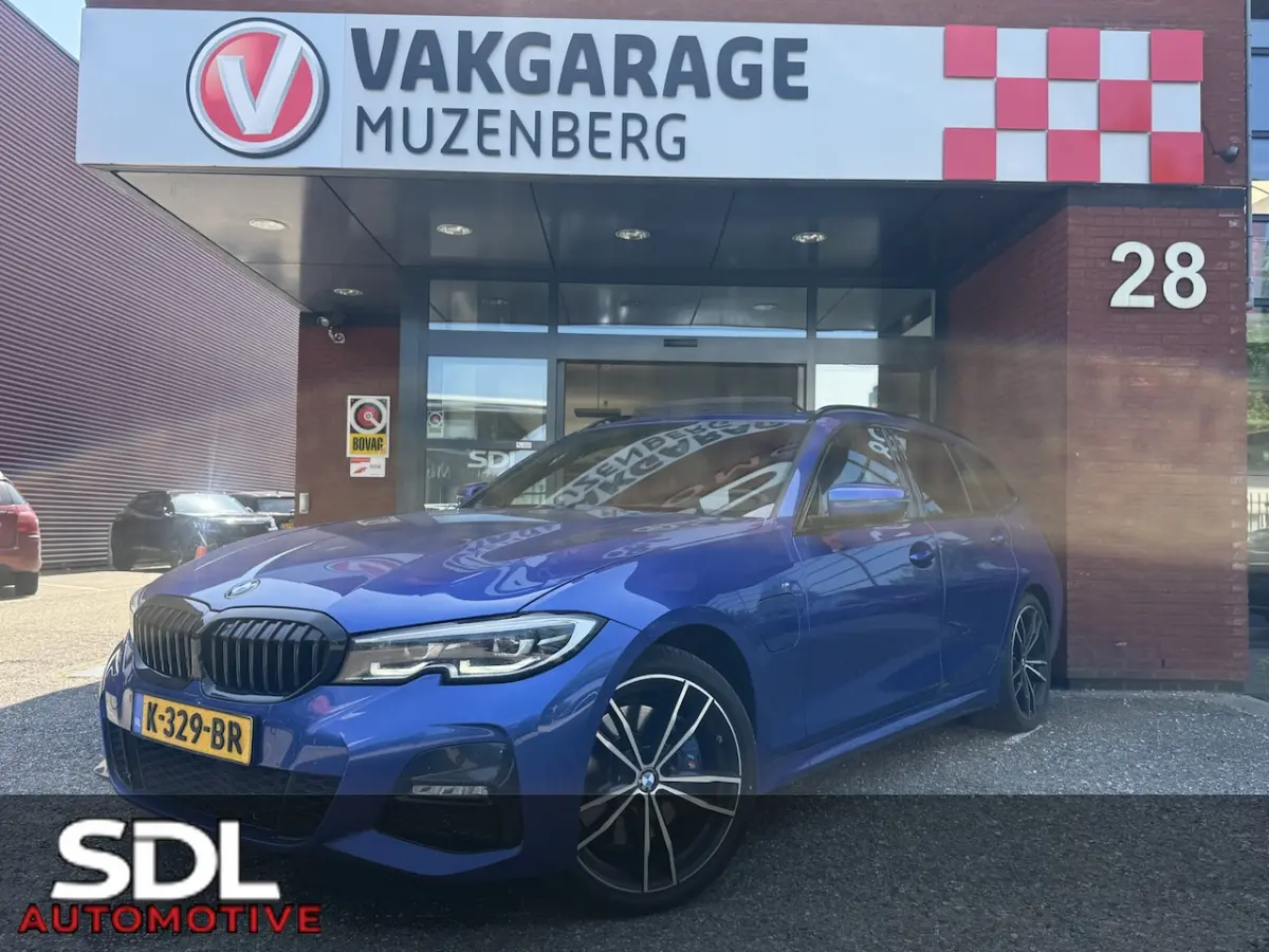 330e Business Edition Plus 81% SOH // M-SPORT // PANO // LED // CRUISE // HARMAN/KARDON //