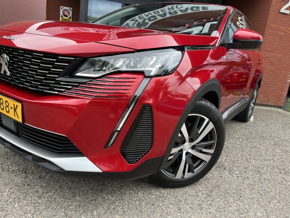 1.6 HYbrid 225 94% SOH Allure // LED // NAVI + CARPLAY // CLIMA // CAMERA // PDC V+A