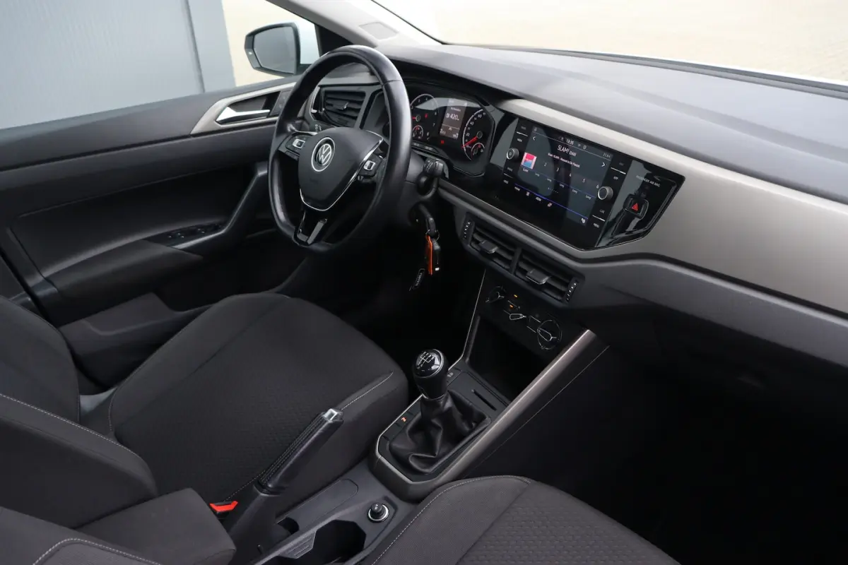 1.0 Polo | Carplay | DAB | PDC |