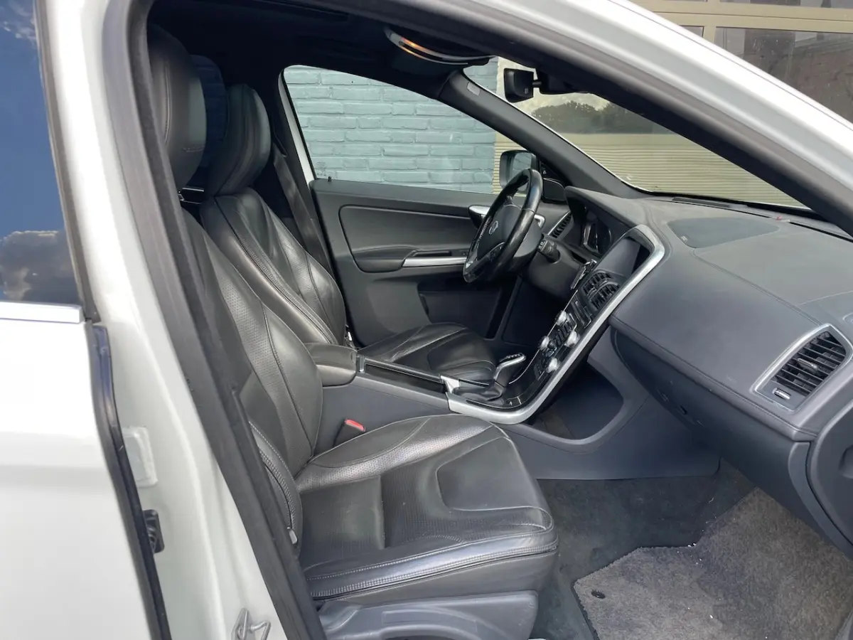 2.5 awd uniek 5 cilinder inscription camera voor + achter adaptive cruise control stoelver