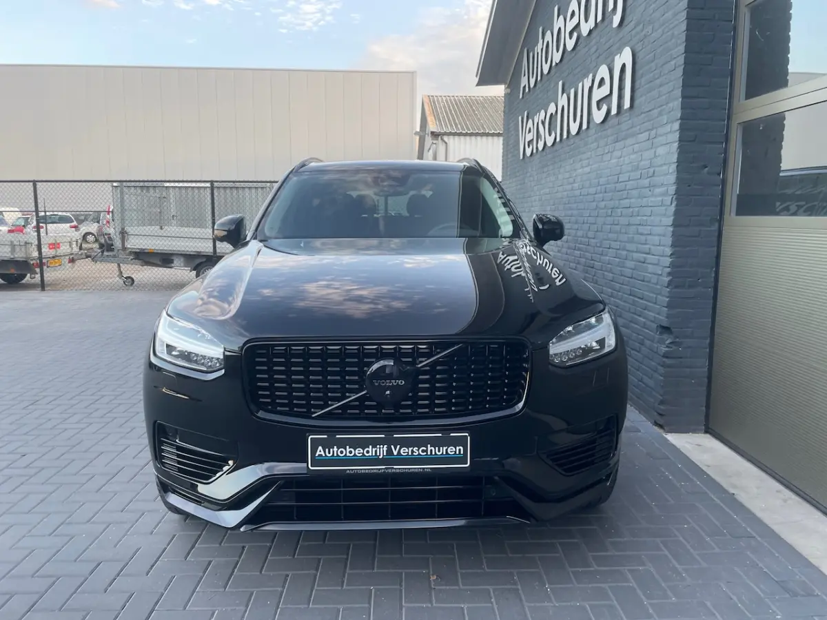 2.0 T8 Recharge AWD Plus dark 360Â° camera trekhaak stoelverwarming 22 inch