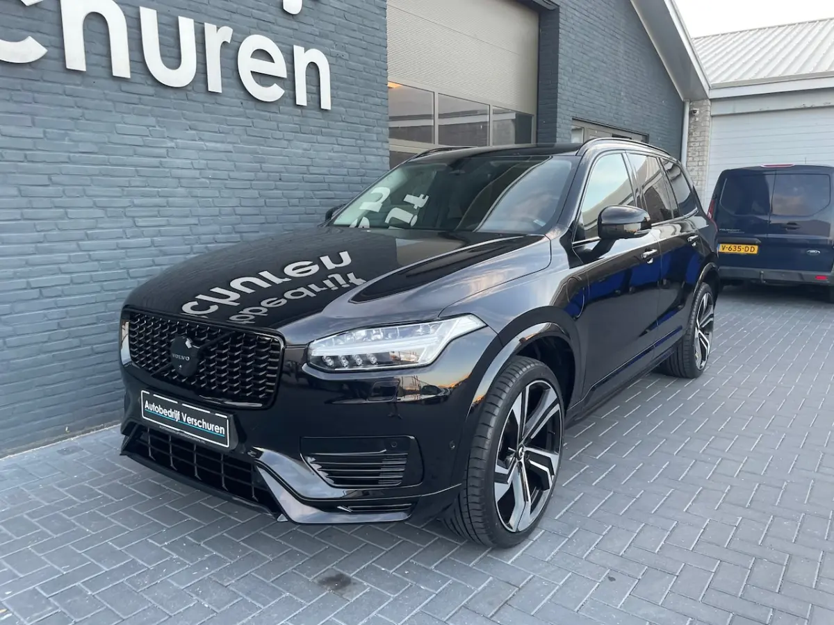 2.0 T8 Recharge AWD Plus dark 360Â° camera trekhaak stoelverwarming 22 inch