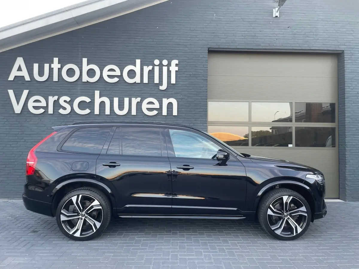 2.0 T8 Recharge AWD Plus dark 360Â° camera trekhaak stoelverwarming 22 inch