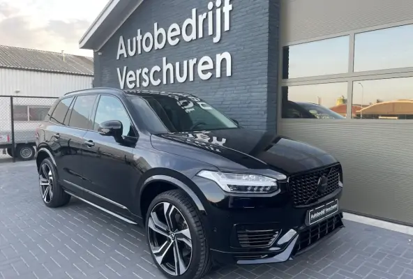 2.0 T8 Recharge AWD Plus dark 360Â° camera trekhaak stoelverwarming 22 inch