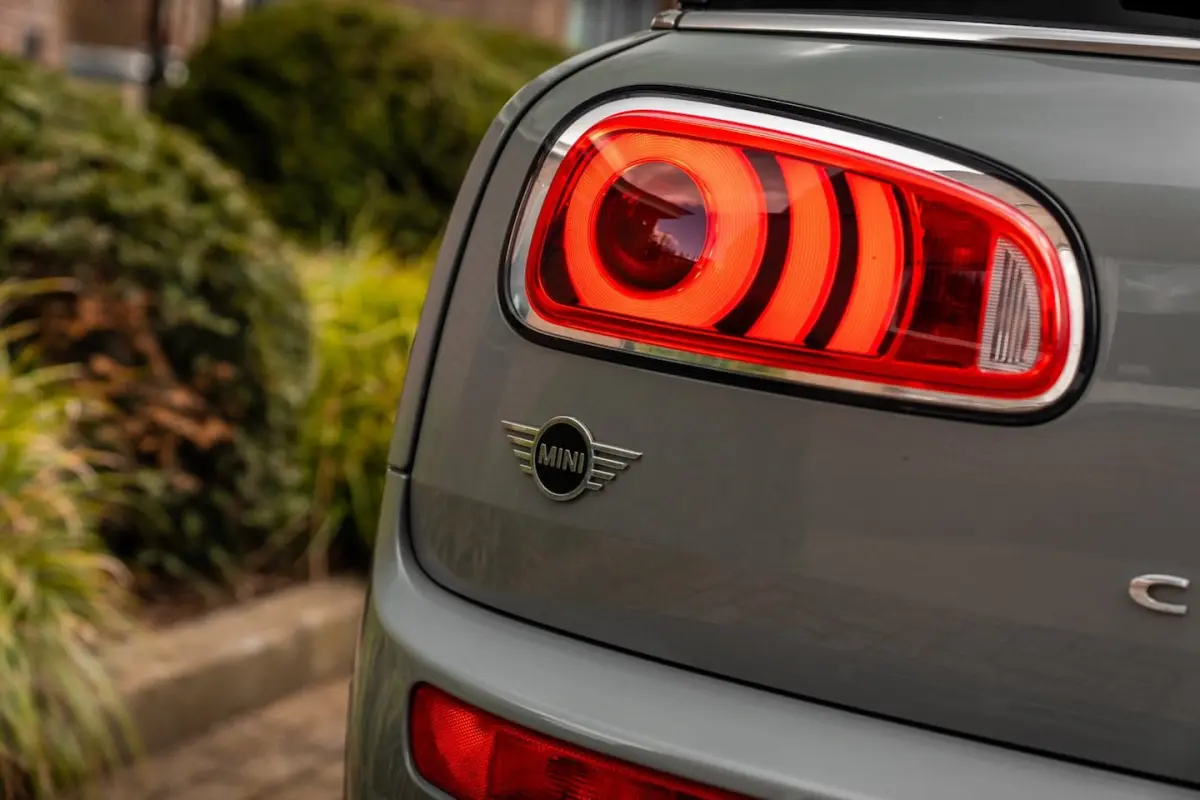 2.0 Cooper S Knightsbridge Edition 192 PK Aut. JCW Pakket H&K Pano Leder Keyless 19''