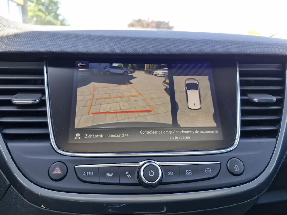 1.2 Turbo Level 4 | Panoramadak | Parkeer Camera | Parkeer Sensoren V + A | Navi | Android