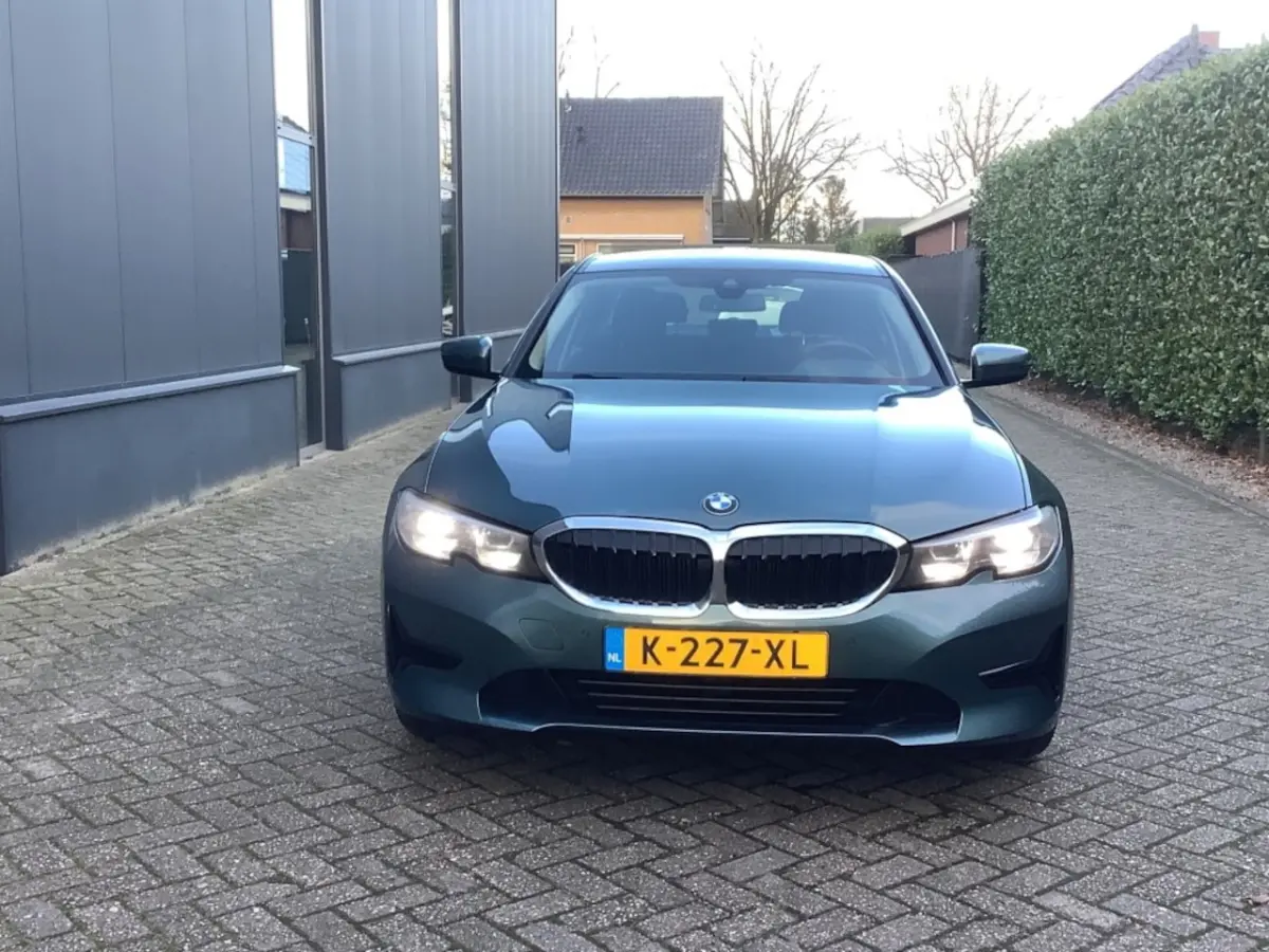 318i Executive Edition / 1e eigenaar / dealer onderhouden