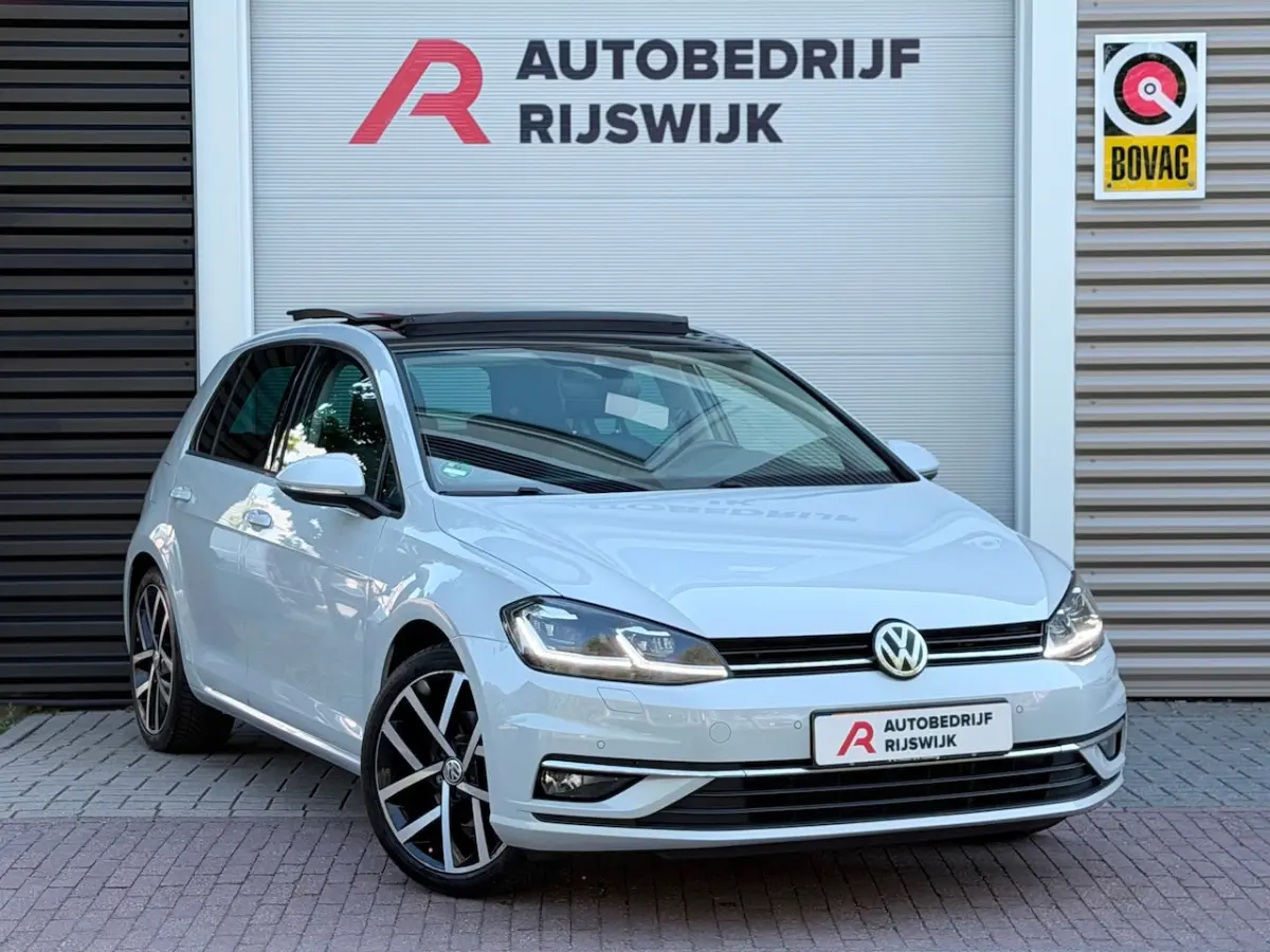 1.4 TSI Highline Business R Pano/Virtual/AppleCar
