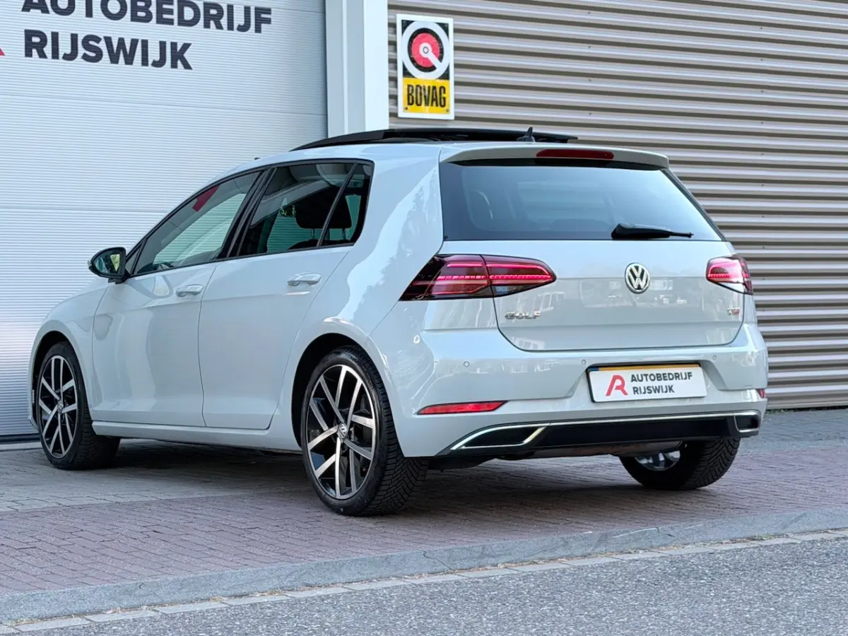 1.4 TSI Highline Business R Pano/Virtual/AppleCar
