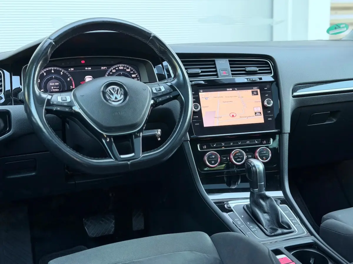 1.4 TSI Highline Business R Pano/Virtual/AppleCar