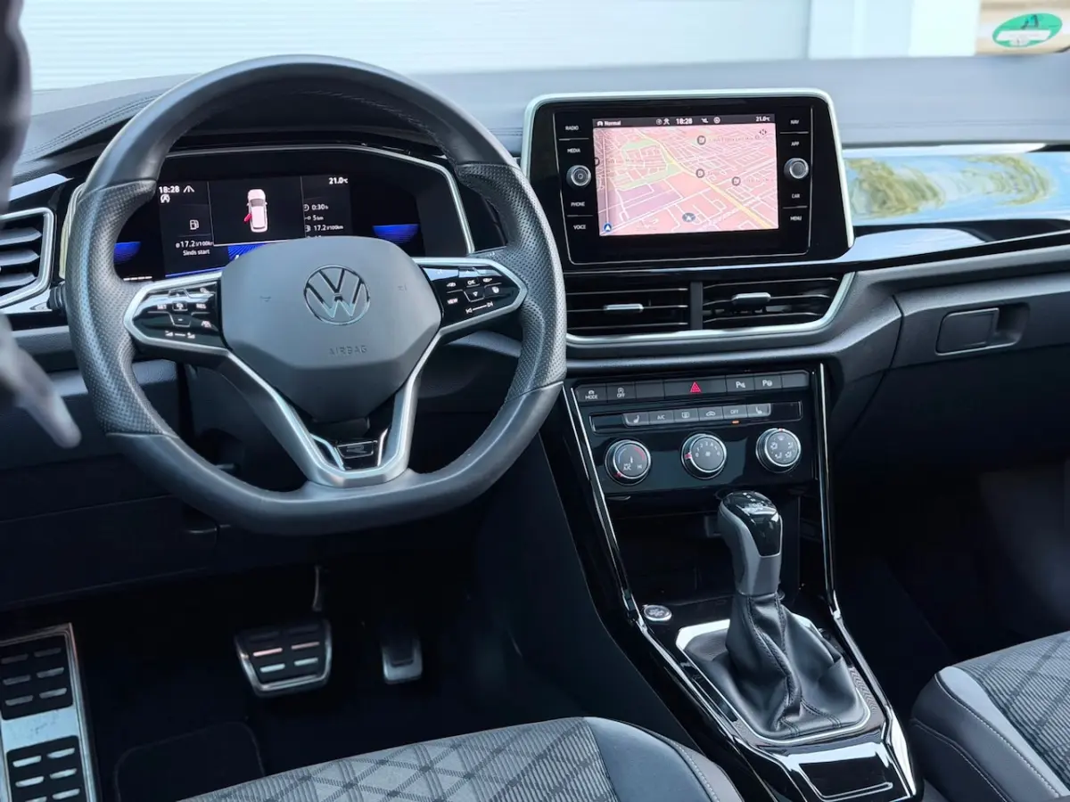 1.5 TSI 3xR-Line Pano/Keyless/Camera