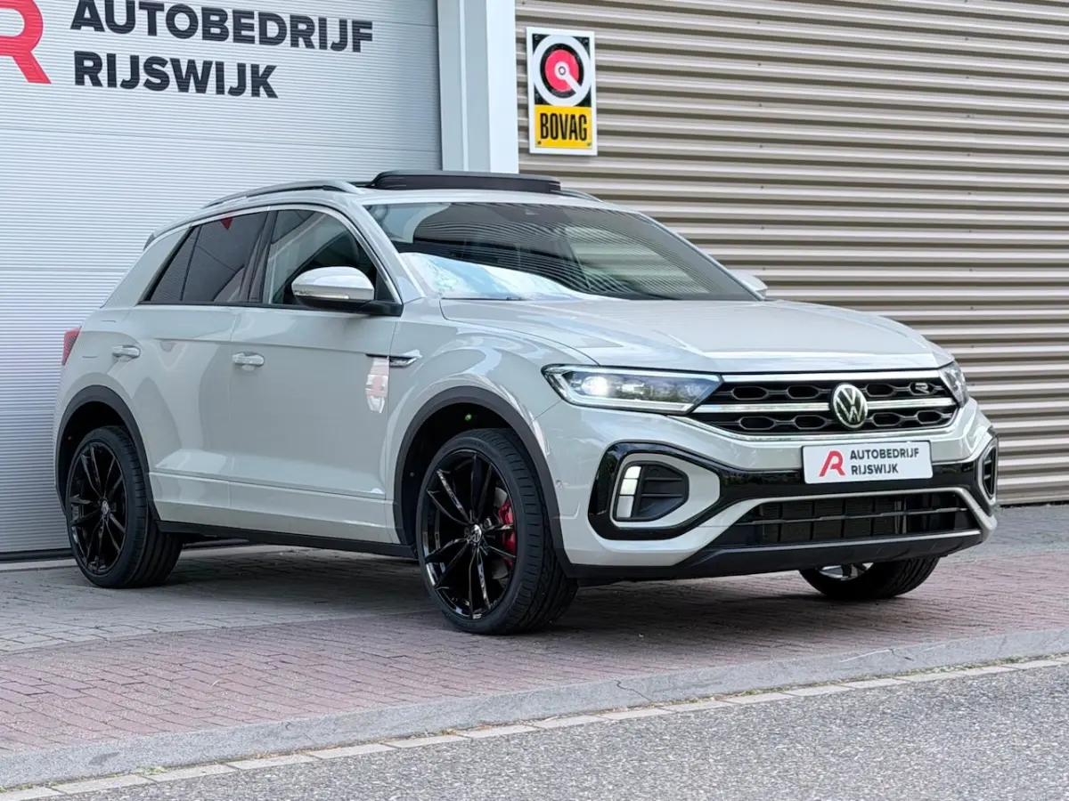 1.5 TSI 3xR-Line Pano/Keyless/Camera