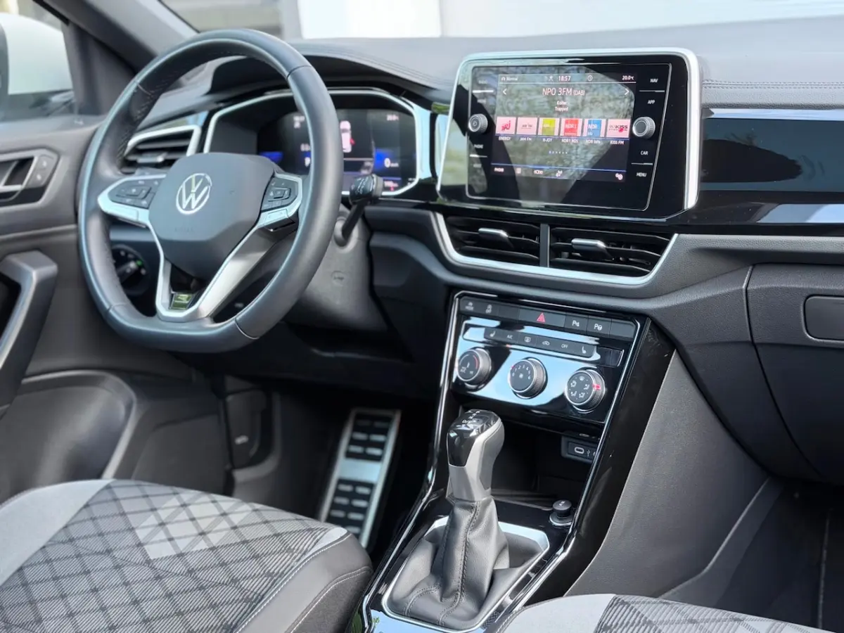 1.5 TSI 3xR-Line Pano/Keyless/Camera