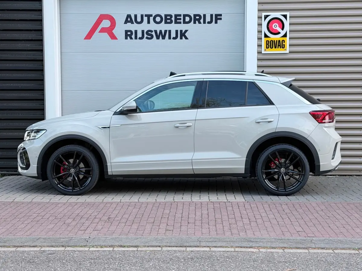 1.5 TSI 3xR-Line Pano/Keyless/Camera