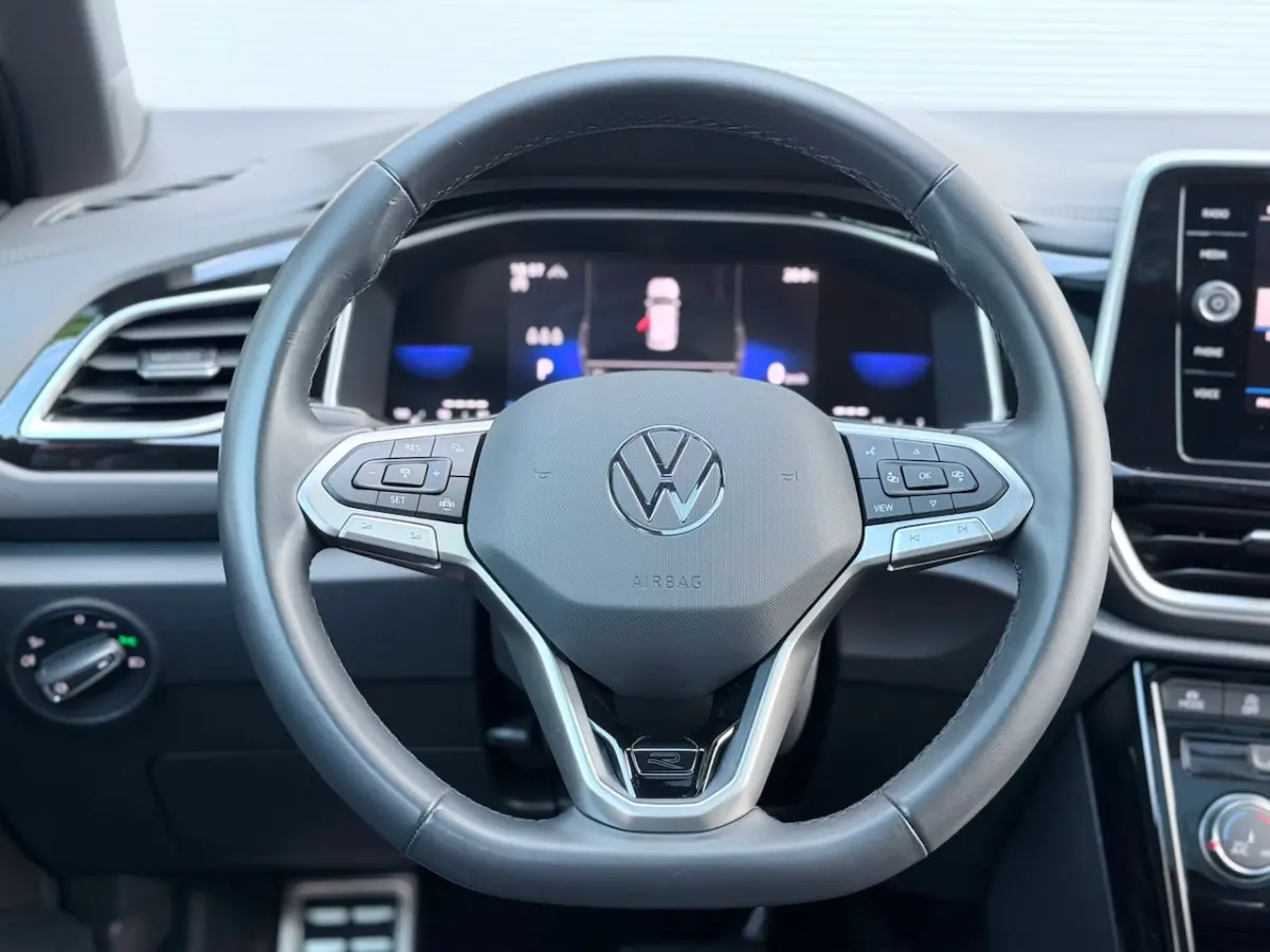 1.5 TSI 3xR-Line Pano/Keyless/Camera