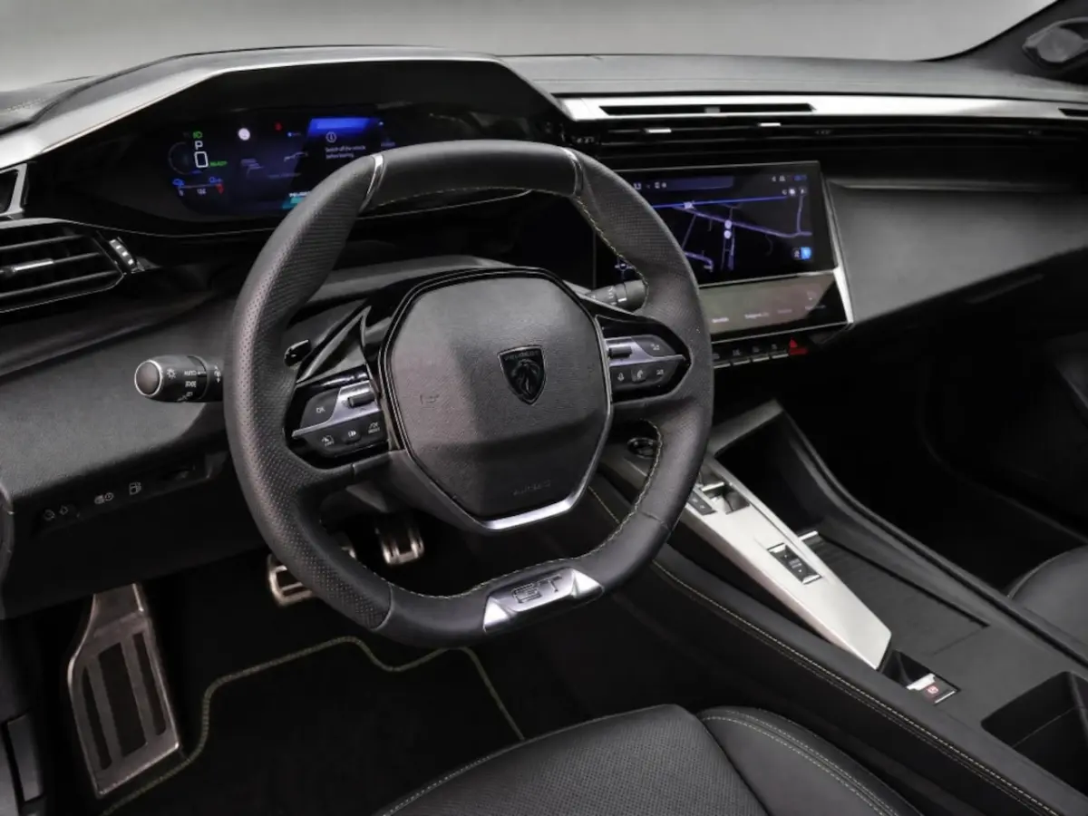 1.6 HYbrid GT 180 | Adaptive cruise | 360 Camera | Night Vision